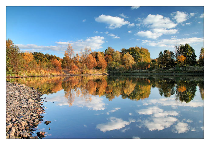 Podzimní zrcadlovka