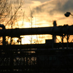 zapad slnka za fabrikou