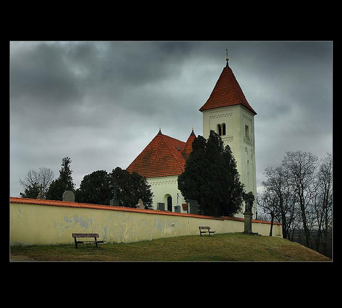 .: KOSTELÍK :.