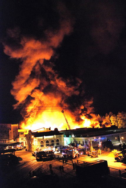 Největší požár v Liberci za 25let... Kolora 2007