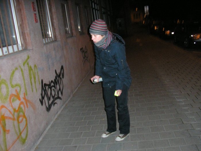 rozkolíbaná a přesto sprejující kachna