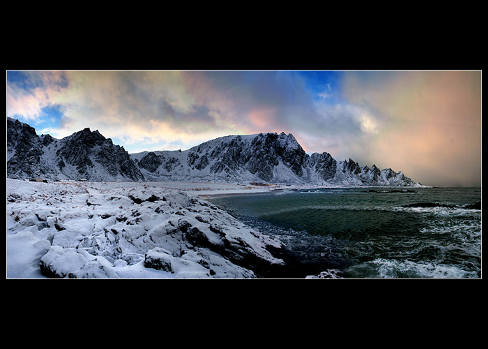 Noon of a Polar night