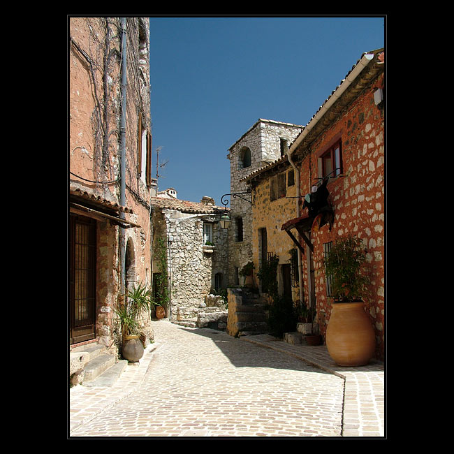 Ospalá provencalská ulice II.