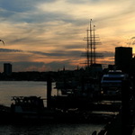 Stmívání v přístavu...