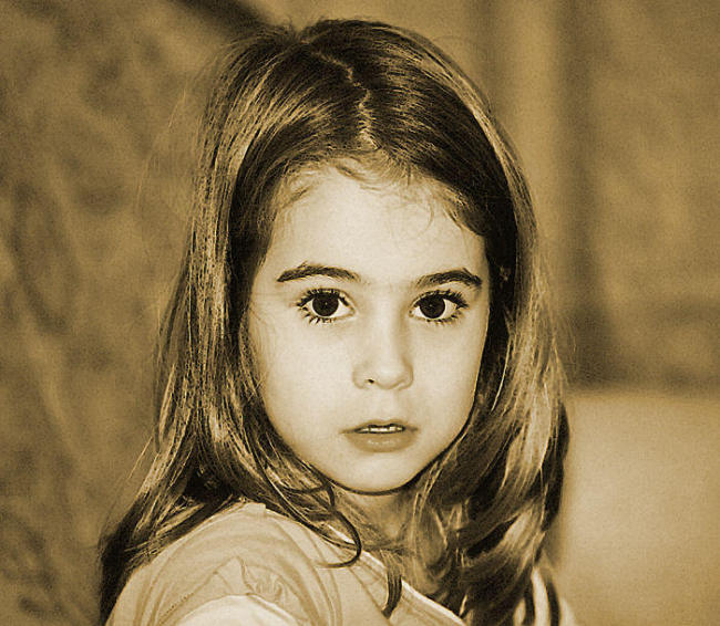 Alize in Wonderland 2