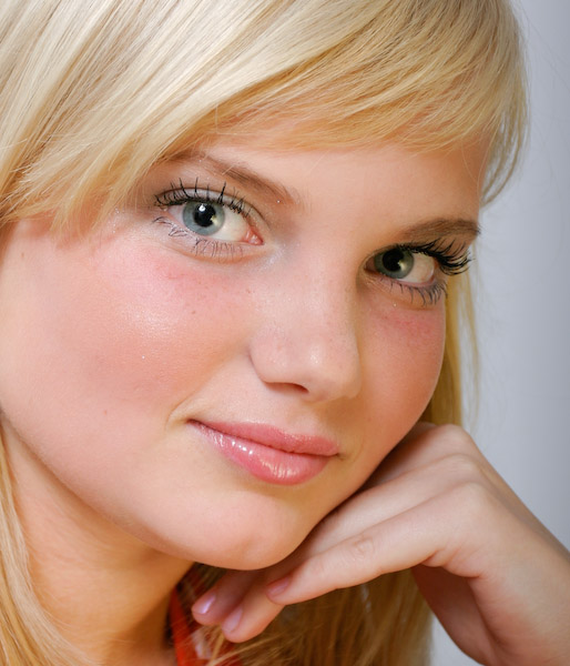 Blond... girl Blond
