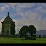 Tenkrát na hřbitově..