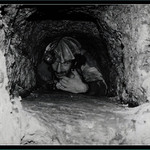 těžký život jeskyňáře