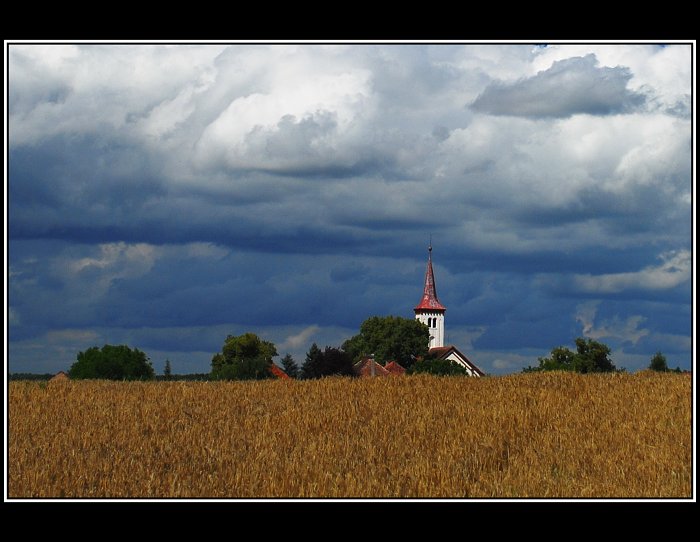 ...NA OBZORU BOUŘE...