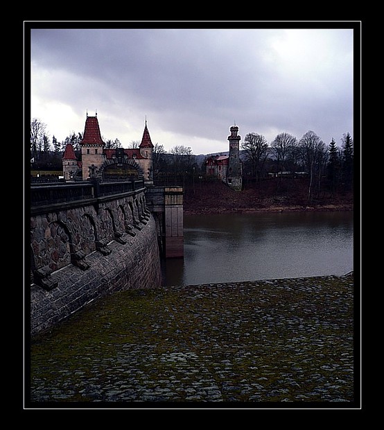 Přehradní...