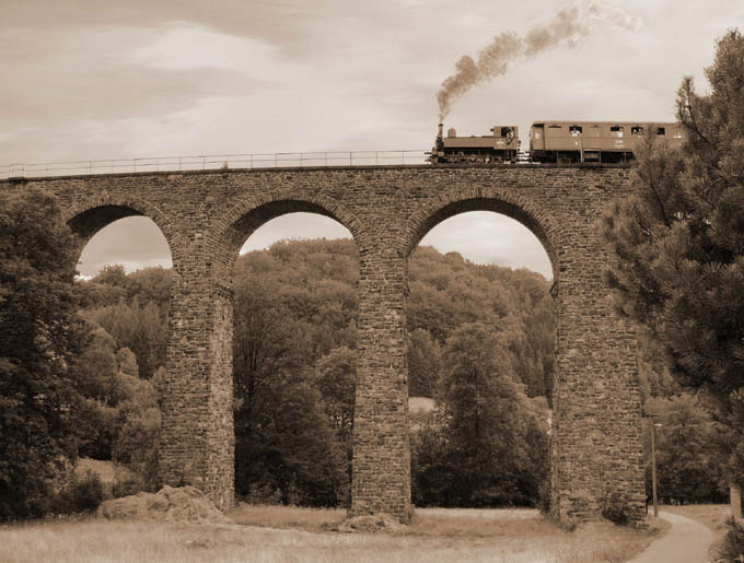 Viadukt v Novině