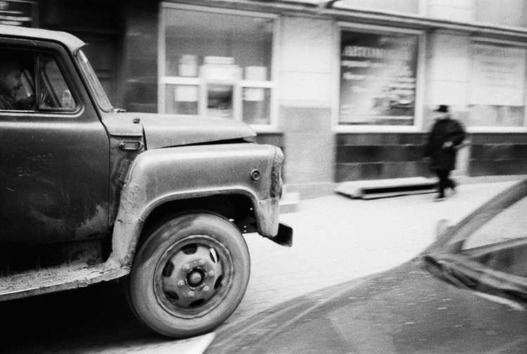 na přechodu pro chodce...