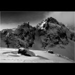 VECNOST proti NESTALOSTI