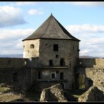 ...hrad Bzovík II...