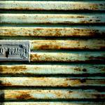 Rezatá stěna ze stínem