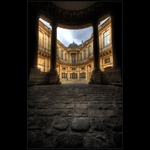 Zámek s šesti ptáky