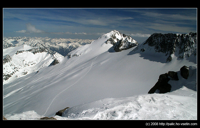 Nejvyšší krtinec Pyrenejí - Pico de Aneto (3404 m)