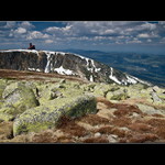 Sníh ustupuje, kameny ožívají