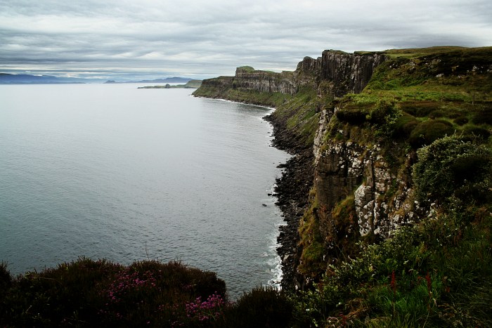 Skye cliffs