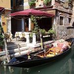 Zátiší s gondolou