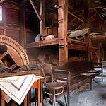 Vnutro vodneho mlynu