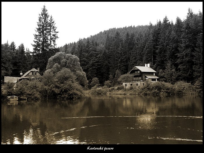 Karlovské jezero