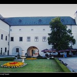 Nádvorie-Červený kameň