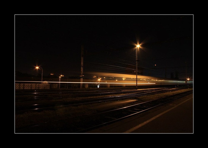 Spoj noci