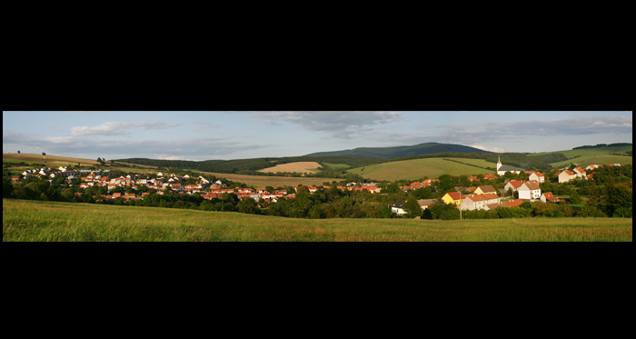 Strání