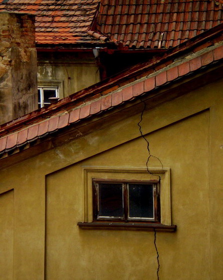 zub času