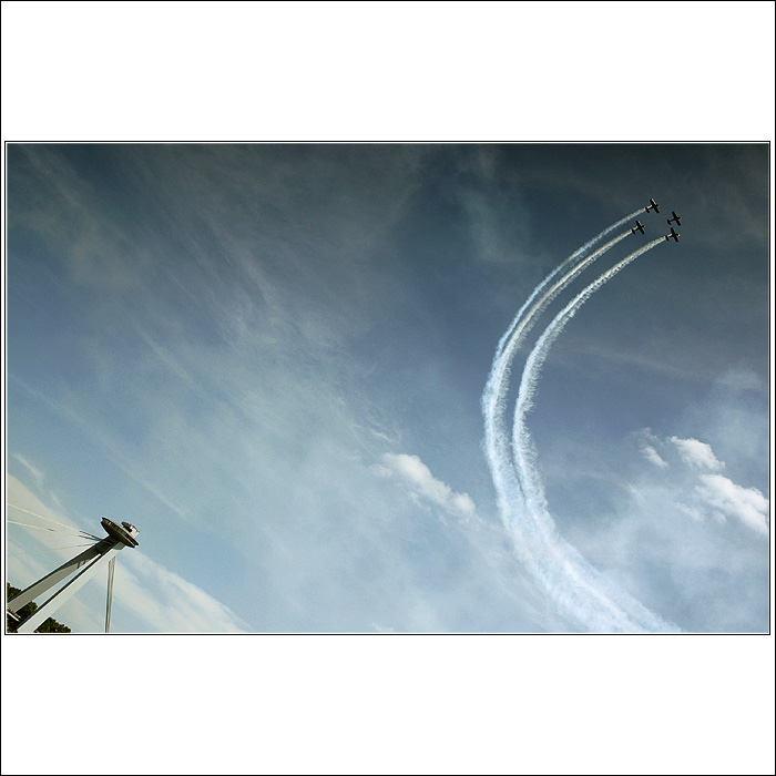 ...letka nad ufom...