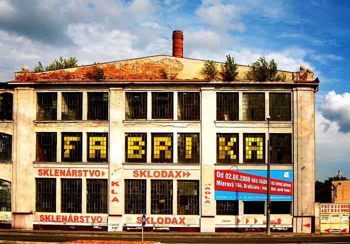 fabrika sa stahuje
