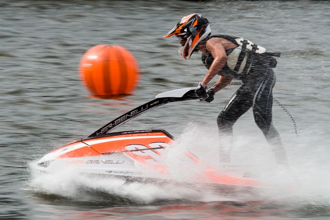 JetSki ve Žlutých lázních