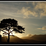 Tichý soumrak za horami