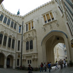 Kulaté nádvoří