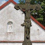 Madona v dáli