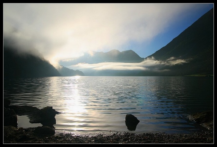Svítání na Strynsvatnet