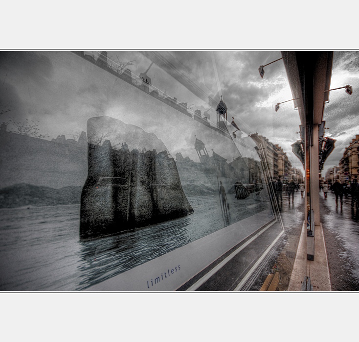 Dvě kvantově paralelní Paříže