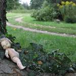 ...a potom mě ten hodný strýček vzal dolů k řece, mamí...