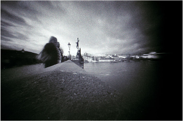 na Karlově mostě II