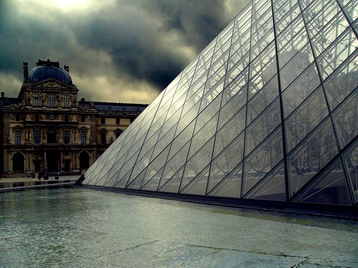Louvre VI