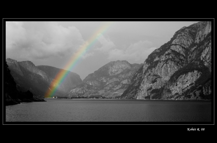 * Duha vs. fjord *