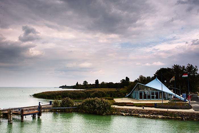 přístav přívozu - Balaton (podzim 2008)