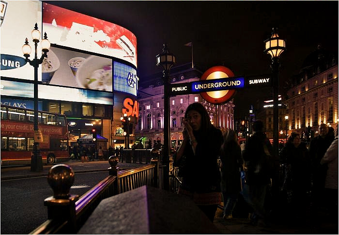 noční Picadilly