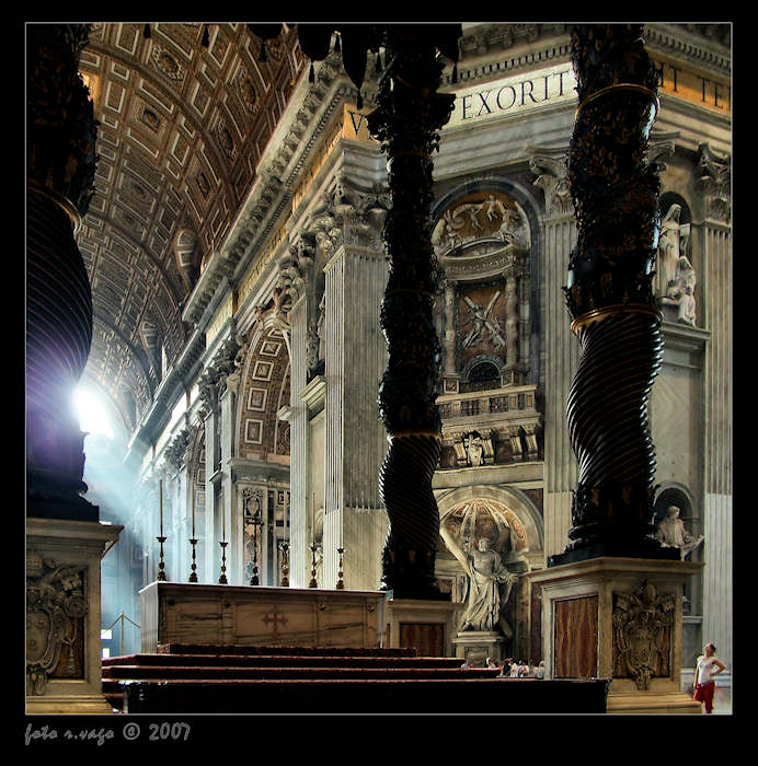 V chrámu (sv.Petr, Vatican)