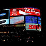 V zajetí reklamy...