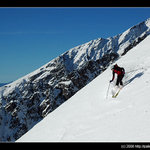 Mastím si to dolů kopcom