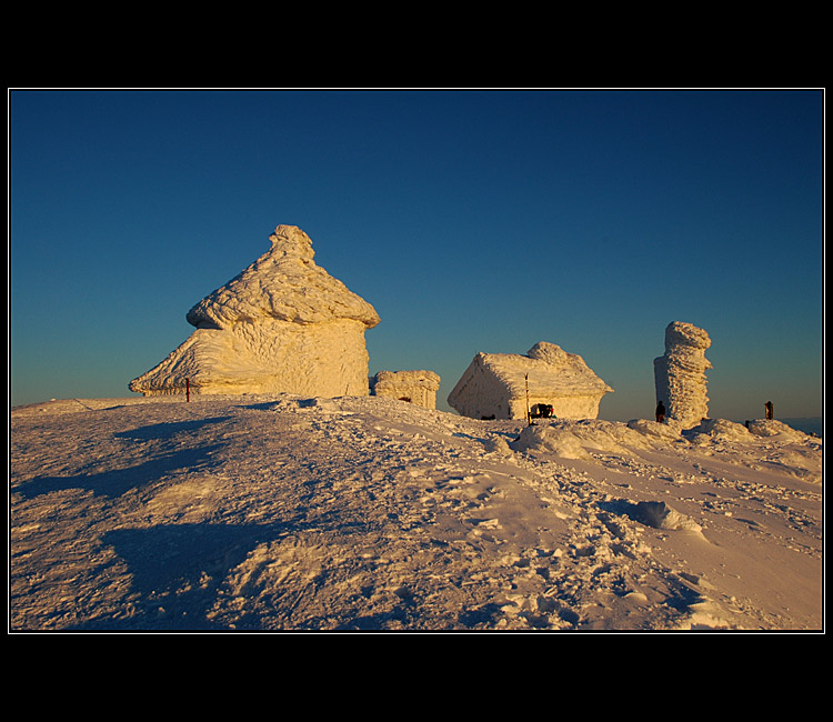 O pár hodin později