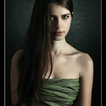 O brunetách a ich kľúčnych kostiach...