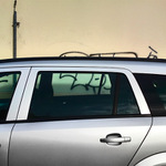 sloupky b a c, dvojportrét